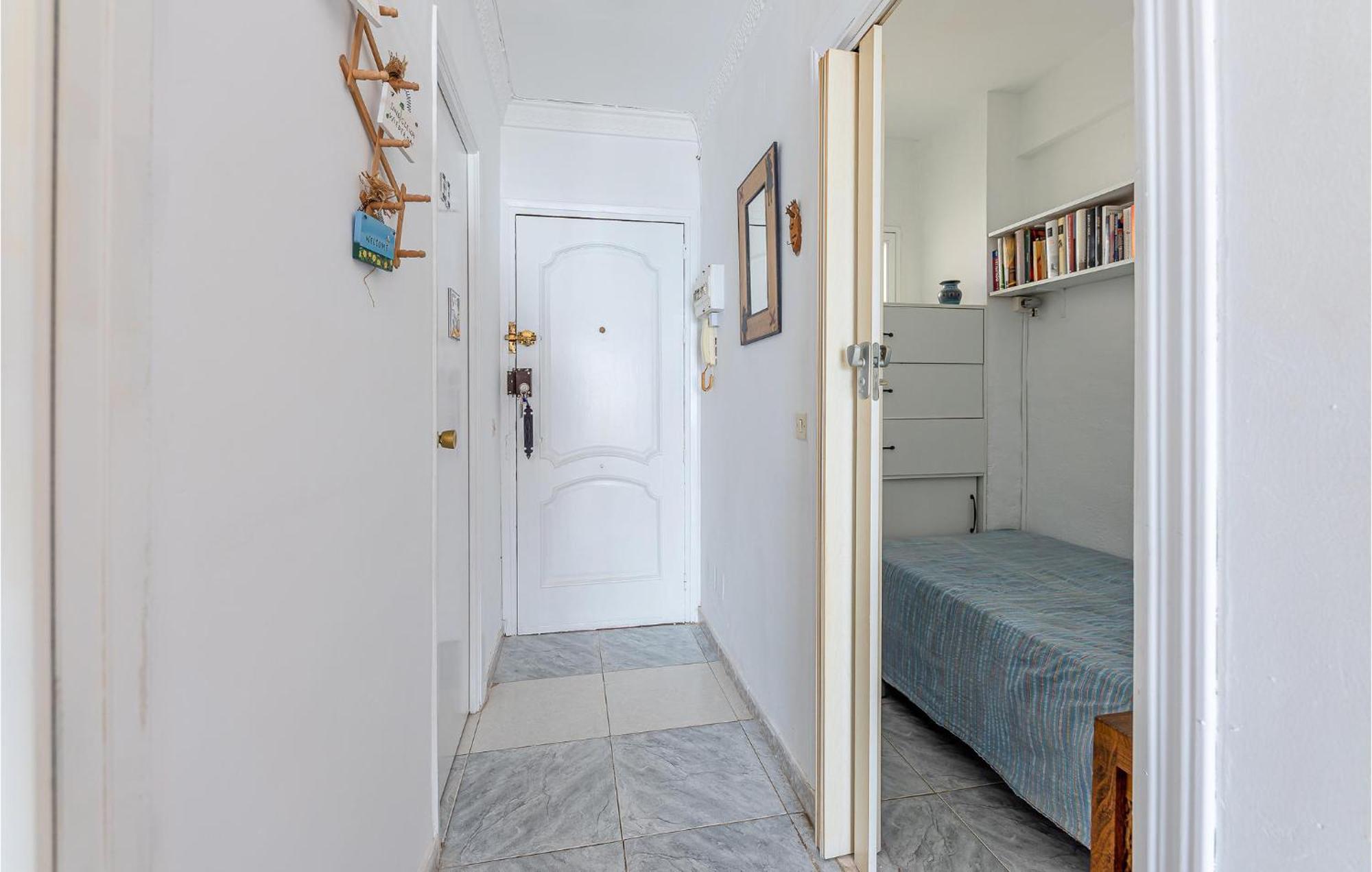 Apartment 1 Bedroom Stunning In *