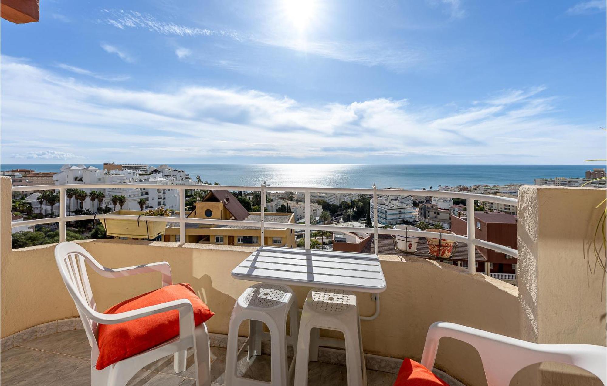 1 Bedroom Stunning In Apartment