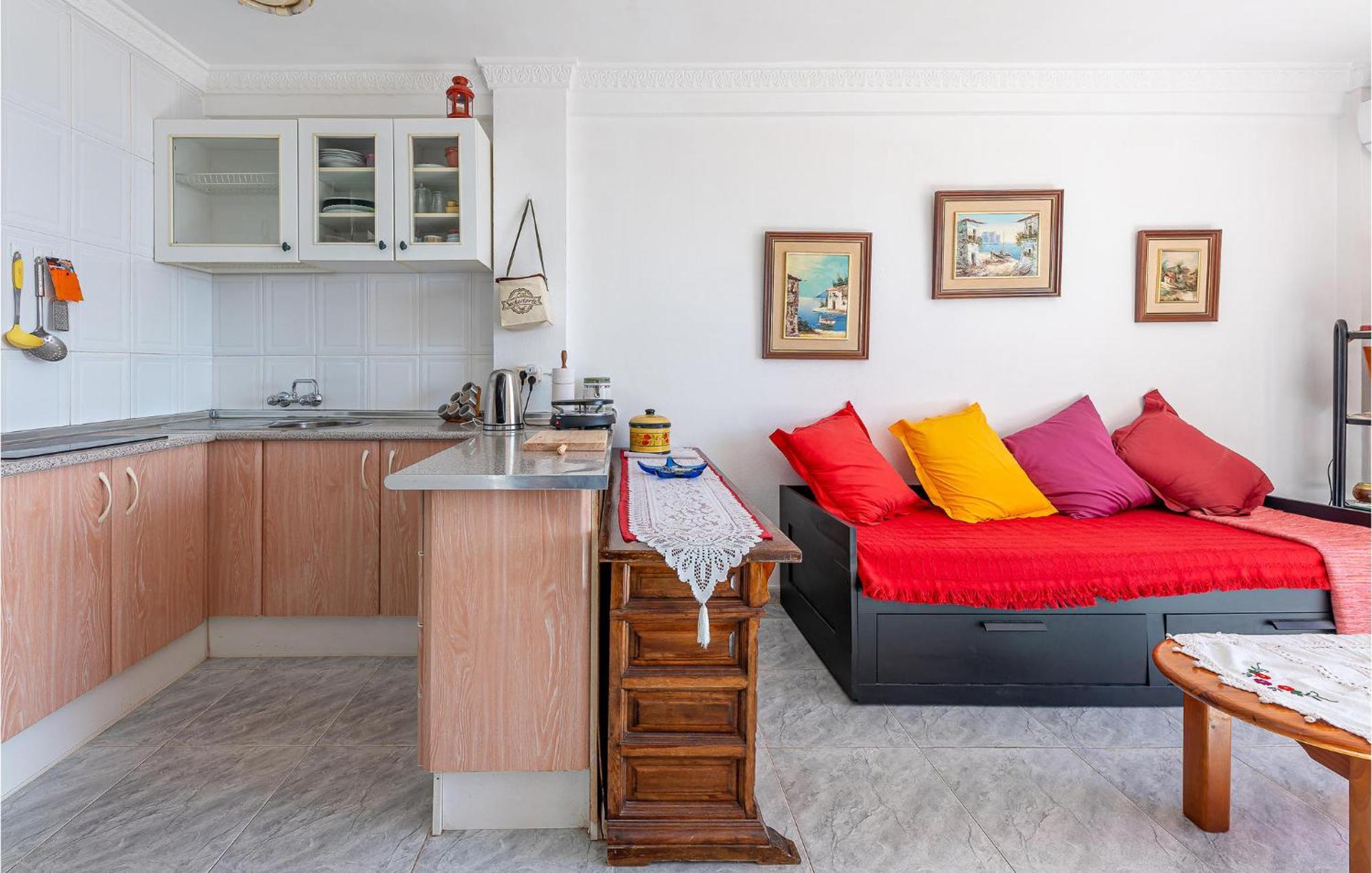 Appartement 1 Bedroom Stunning In Torremolinos