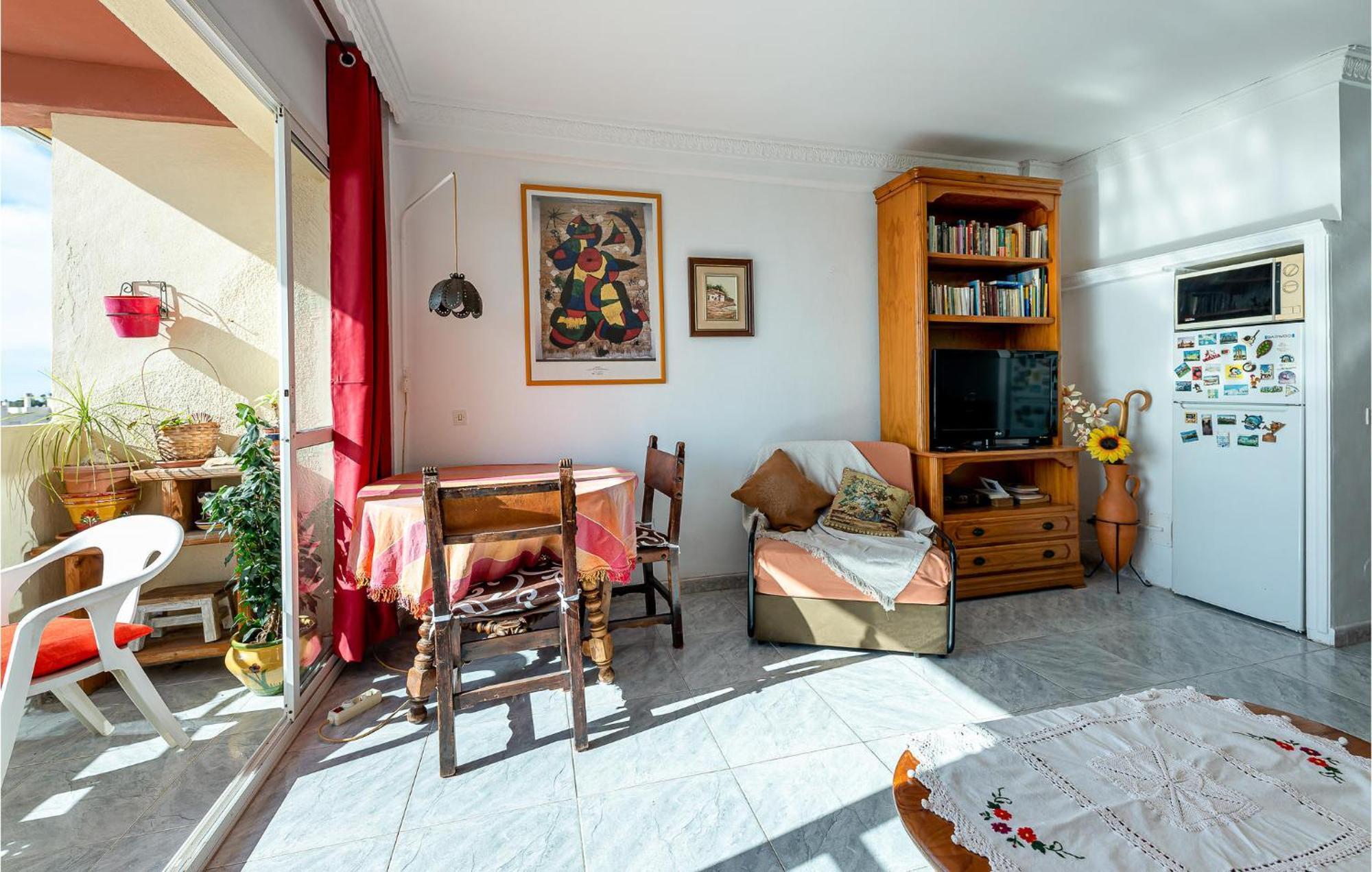 1 Bedroom Stunning In Apartment